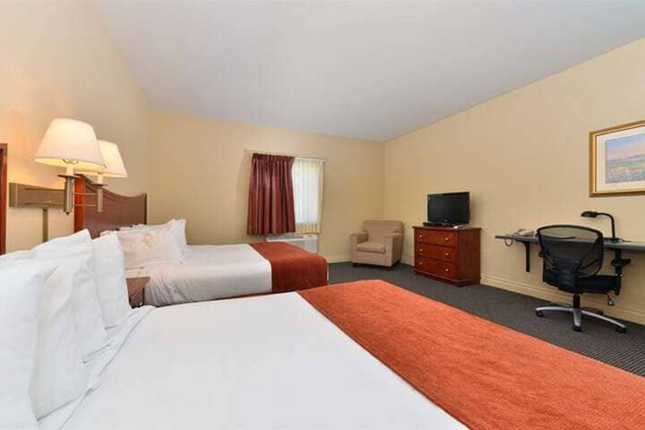 Room 9 of 39