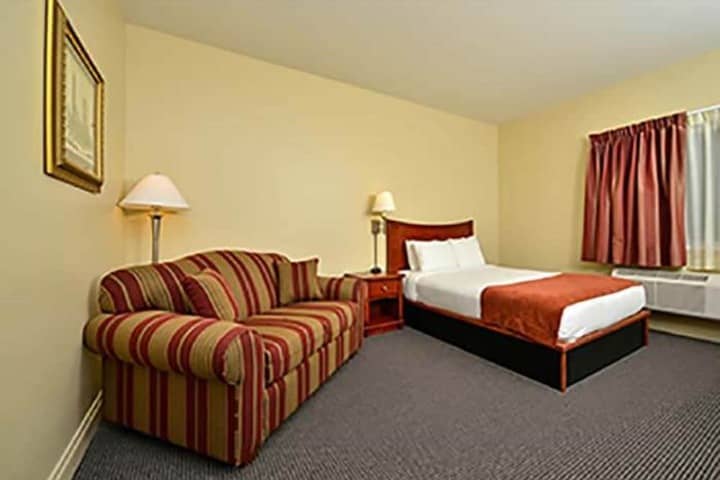 Room 5 of 39